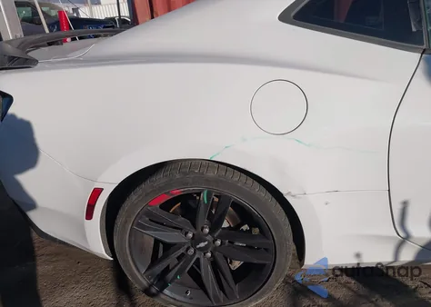 2018 Chevrolet Camaro 1Ss from USA, damaged, VIN 1G1FF1R76J0153619